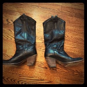 Black Frye cowboy boots